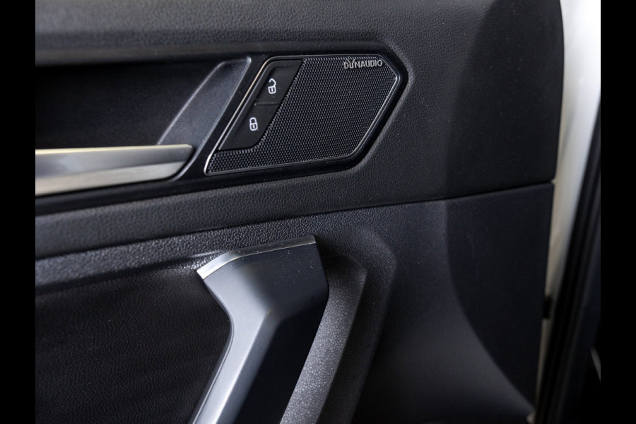 Volkswagen Tiguan 2.0 TSI 4Motion 2x R-Line / 230pk / Panorama dak / Rondomzicht camera / Dynaudio /