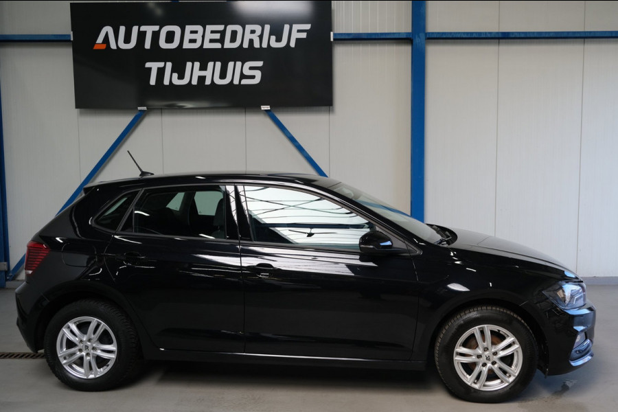 Volkswagen Polo 1.0 TSI Comfortline Business - N.A.P. Airco, Cruise, PDC, Camera, PDC, Carplay.