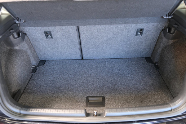 Volkswagen Polo 1.0 TSI Comfortline Business - N.A.P. Airco, Cruise, PDC, Camera, PDC, Carplay.