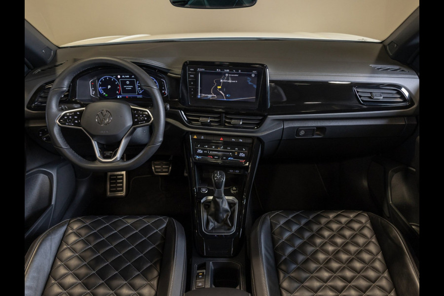 Volkswagen T-Roc Cabrio 1.5 TSI R-Line / 150pk / Beats / Leder / Achteruitrij camera / Stoel en stuur verwarming /