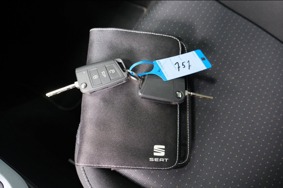 Seat Arona 1.0 TSI Style - N.A.P. Airco, Cruise, PDC, Carplay.