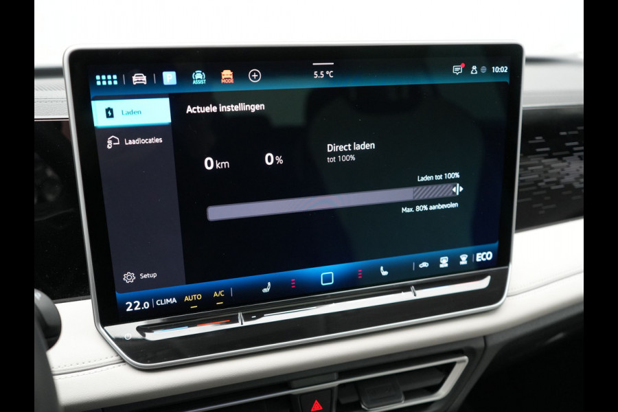 Volkswagen Tiguan 1.5 eHybrid Elegance 204pk Plug In Hybrid | Panodak | Trekhaak af Fabriek | Adaptive Cruise | Head Up | 360 Camera | Alcantara Sportstoelen Massage | 20"L.M | IQ Light | Keyless |