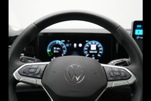 Volkswagen Tiguan 1.5 eHybrid Elegance 204pk Plug In Hybrid | Panodak | Trekhaak af Fabriek | Adaptive Cruise | Head Up | 360 Camera | Alcantara Sportstoelen Massage | 20"L.M | IQ Light | Keyless |