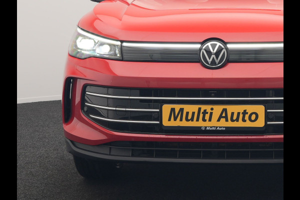Volkswagen Tiguan 1.5 eHybrid Elegance 204pk Plug In Hybrid | Panodak | Trekhaak af Fabriek | Adaptive Cruise | Head Up | 360 Camera | Alcantara Sportstoelen Massage | 20"L.M | IQ Light | Keyless |