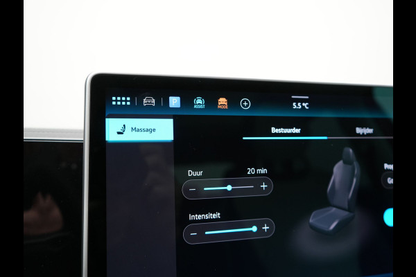 Volkswagen Tiguan 1.5 eHybrid Elegance 204pk Plug In Hybrid | Panodak | Trekhaak af Fabriek | Adaptive Cruise | Head Up | 360 Camera | Alcantara Sportstoelen Massage | 20"L.M | IQ Light | Keyless |