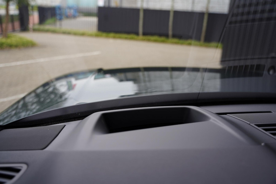 Land Rover Range Rover P 440 E SE Panoramadak / Meridian / Head Up