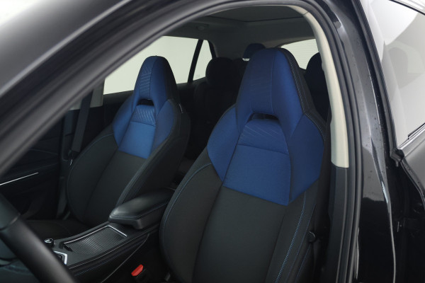 Lynk & Co 01 1.5 UNIEK! FULL WRAP!