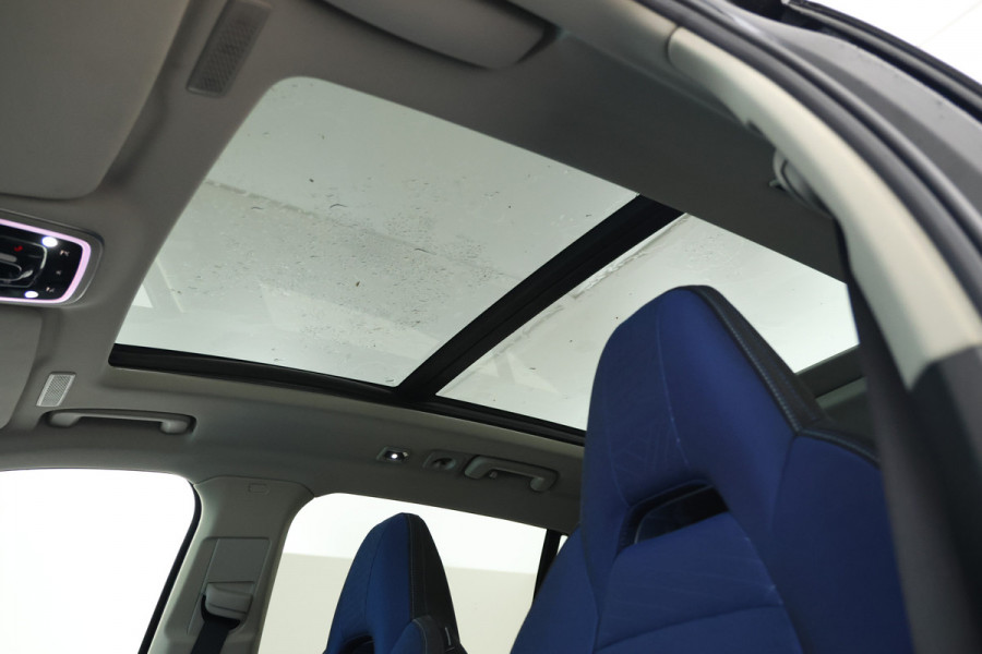 Lynk & Co 01 1.5 UNIEK! FULL WRAP!