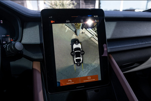 Polestar 2 Long Range Dual Motor Launch Edition 78kWh SOH 92% I BTW I 360 Camera I Luxe leder I Panoramadak I Performance Pack