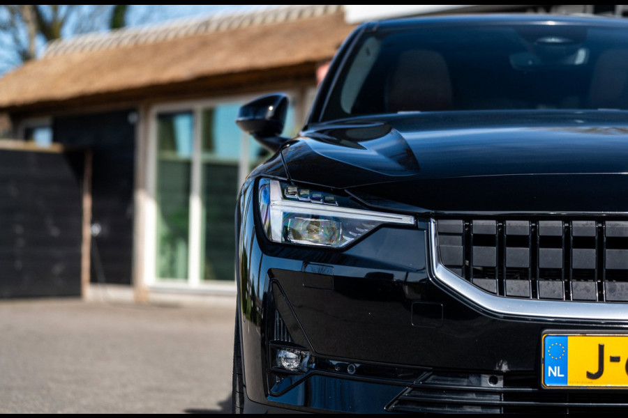 Polestar 2 Long Range Dual Motor Launch Edition 78kWh SOH 92% I BTW I 360 Camera I Luxe leder I Panoramadak I Performance Pack