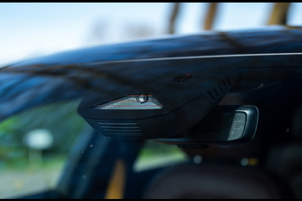 Polestar 2 Long Range Dual Motor Launch Edition 78kWh SOH 92% I BTW I 360 Camera I Luxe leder I Panoramadak I Performance Pack