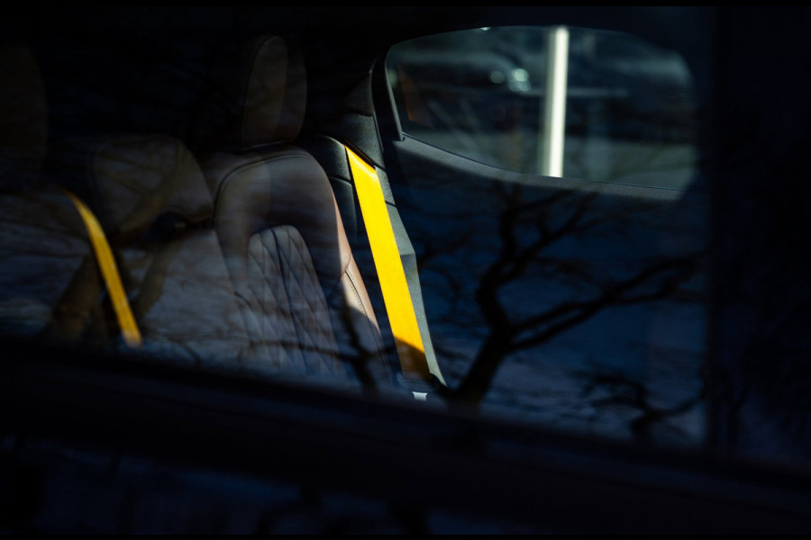 Polestar 2 Long Range Dual Motor Launch Edition 78kWh SOH 92% I BTW I 360 Camera I Luxe leder I Panoramadak I Performance Pack