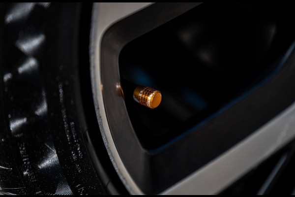 Polestar 2 Long Range Dual Motor Launch Edition 78kWh SOH 92% I BTW I 360 Camera I Luxe leder I Panoramadak I Performance Pack