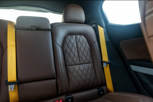 Polestar 2 Long Range Dual Motor Launch Edition 78kWh SOH 92% I BTW I 360 Camera I Luxe leder I Panoramadak I Performance Pack