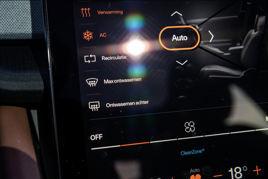 Polestar 2 Long Range Dual Motor Launch Edition 78kWh SOH 92% I BTW I 360 Camera I Luxe leder I Panoramadak I Performance Pack