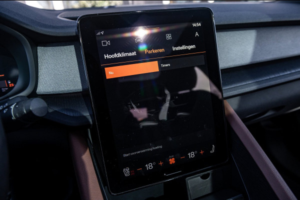 Polestar 2 Long Range Dual Motor Launch Edition 78kWh SOH 92% I BTW I 360 Camera I Luxe leder I Panoramadak I Performance Pack