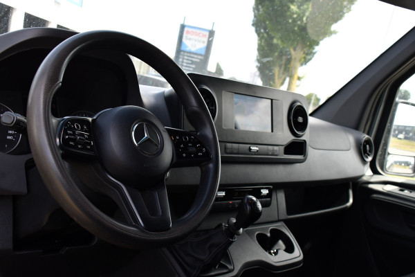 Mercedes-Benz Sprinter 316 2.2 CDI L2H2 RWD PB Edition Camera, Cruise, 3500kg, Trekhaak,  Carplay, 164pk, Stoelverarming, Multimedia, Uniek!