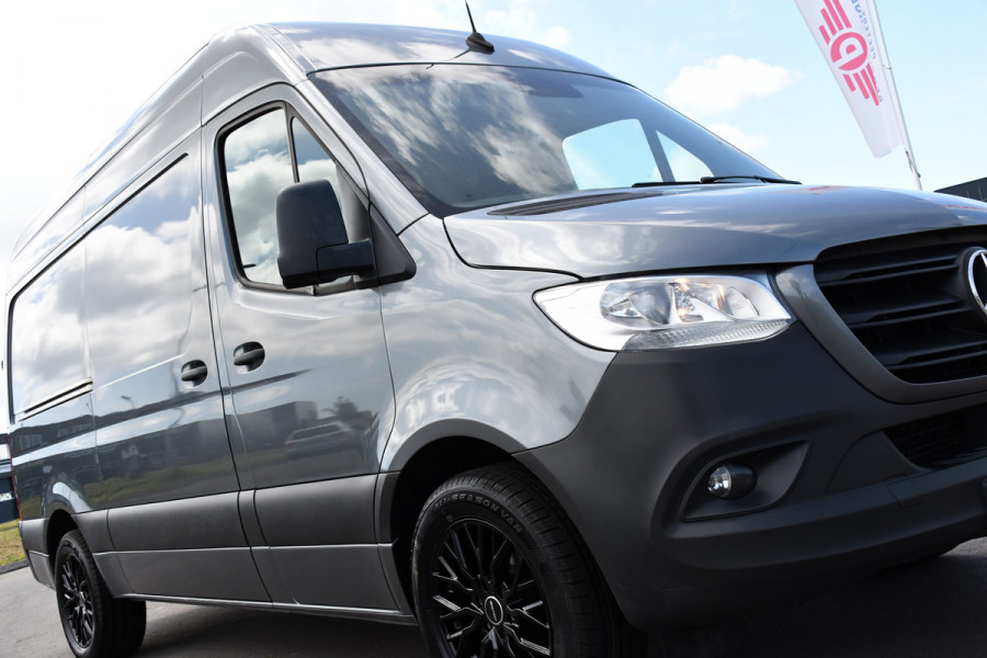 Mercedes-Benz Sprinter 316 2.2 CDI L2H2 RWD PB Edition Camera, Cruise, 3500kg, Trekhaak,  Carplay, 164pk, Stoelverarming, Multimedia, Uniek!