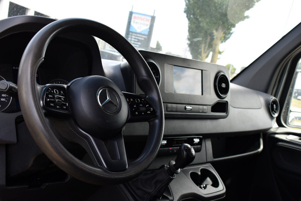 Mercedes-Benz Sprinter 316 2.2 CDI L2H2 RWD PB Edition Camera, Cruise, 3500kg, Trekhaak,  Carplay, 164pk, Stoelverarming, Multimedia, Uniek!