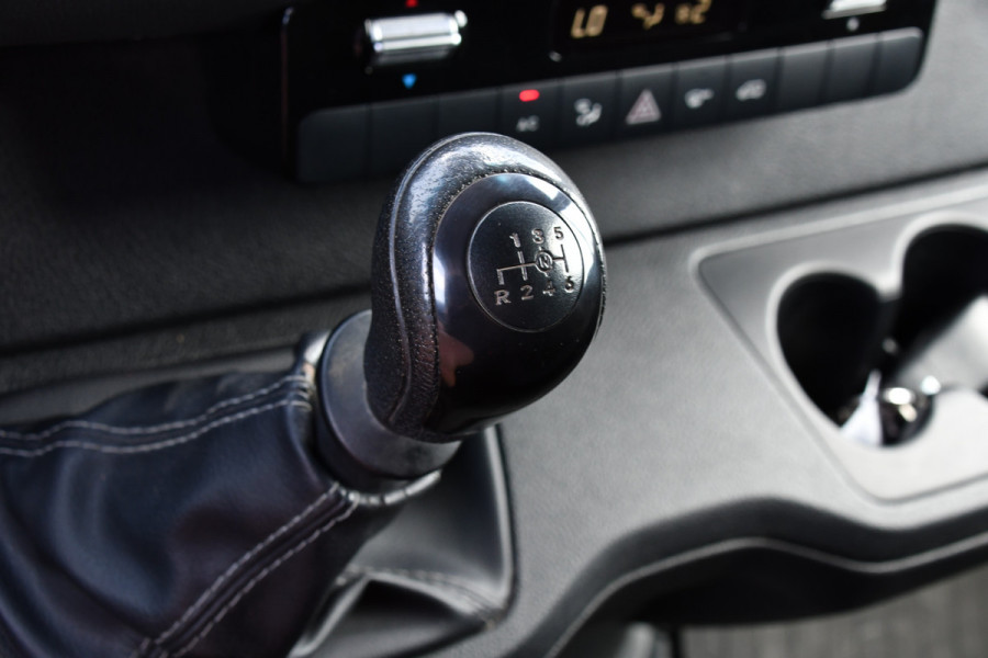 Mercedes-Benz Sprinter 316 2.2 CDI L2H2 RWD PB Edition Camera, Cruise, 3500kg, Trekhaak,  Carplay, 164pk, Stoelverarming, Multimedia, Uniek!