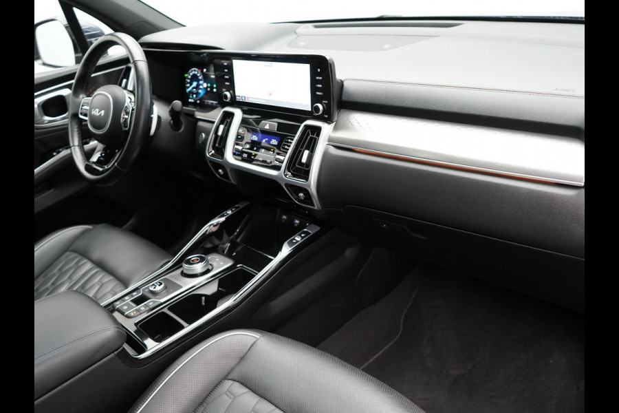Kia Sorento 1.6 T-GDI 4WD ExecutiveLine PHEV 265pk Dealer O.H | Panodak | Trekhaak Afn. | Adaptive Cruise | Lederen Comfortzetels Ventilatie & Memory | 360 Camera | Head Up | BOSE | Cameraspiegels | Matrix LED | Plug In Hybrid |