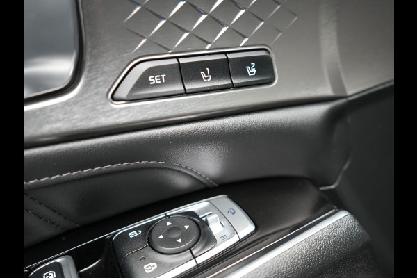 Kia Sorento 1.6 T-GDI 4WD ExecutiveLine PHEV 265pk Dealer O.H | Panodak | Trekhaak Afn. | Adaptive Cruise | Lederen Comfortzetels Ventilatie & Memory | 360 Camera | Head Up | BOSE | Cameraspiegels | Matrix LED | Plug In Hybrid |