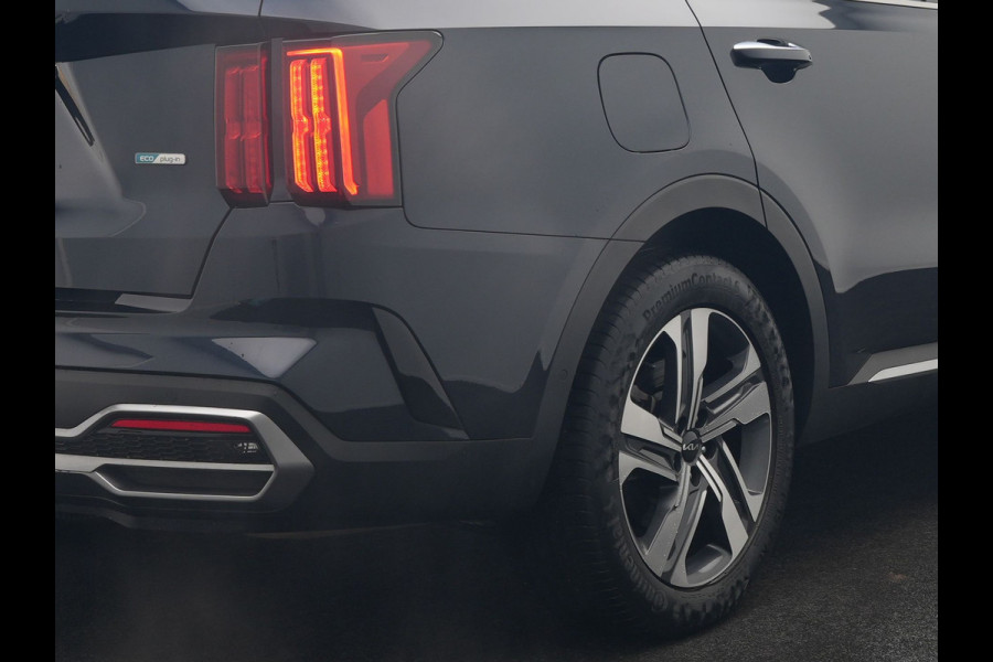 Kia Sorento 1.6 T-GDI 4WD ExecutiveLine PHEV 265pk Dealer O.H | Panodak | Trekhaak Afn. | Adaptive Cruise | Lederen Comfortzetels Ventilatie & Memory | 360 Camera | Head Up | BOSE | Cameraspiegels | Matrix LED | Plug In Hybrid |