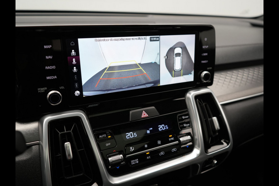 Kia Sorento 1.6 T-GDI 4WD ExecutiveLine PHEV 265pk Dealer O.H | Panodak | Trekhaak Afn. | Adaptive Cruise | Lederen Comfortzetels Ventilatie & Memory | 360 Camera | Head Up | BOSE | Cameraspiegels | Matrix LED | Plug In Hybrid |