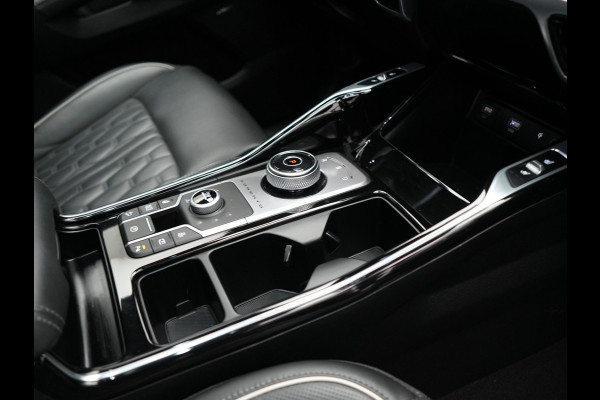 Kia Sorento 1.6 T-GDI 4WD ExecutiveLine PHEV 265pk Dealer O.H | Panodak | Trekhaak Afn. | Adaptive Cruise | Lederen Comfortzetels Ventilatie & Memory | 360 Camera | Head Up | BOSE | Cameraspiegels | Matrix LED | Plug In Hybrid |