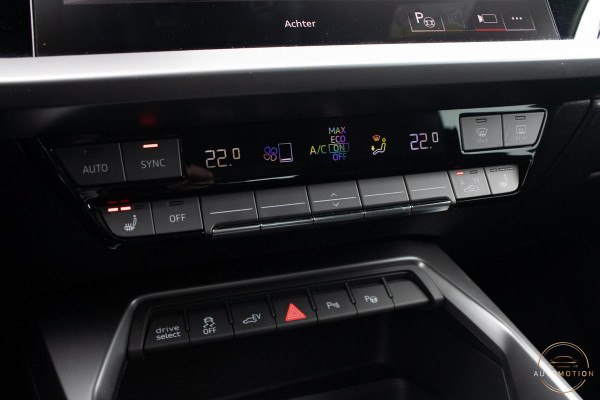 Audi A3 Sportback 40 TFSIe PANO CAMERA PARKEERHULP ADAPTIEF CRUISECONTROL