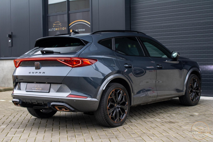 CUPRA Formentor 1.4 e-Hybrid VZ Copper Edition PANO MEMORY LEDER CAMERA