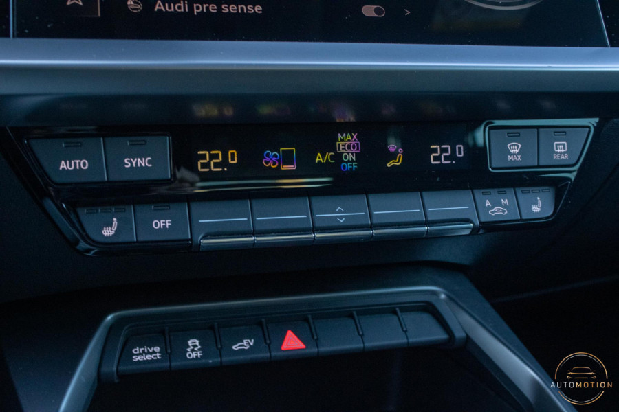 Audi A3 Sportback 40 TFSIe PANO CAMERA STOELVERWARMING