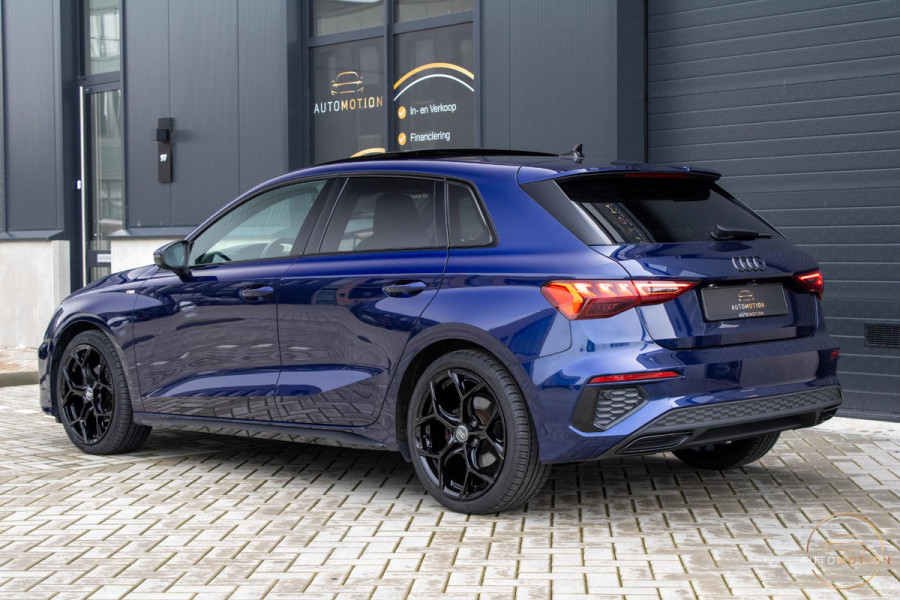 Audi A3 35 TFSI PANO S LINE LEDER CAMERA ELEKTRISCHE STOELEN