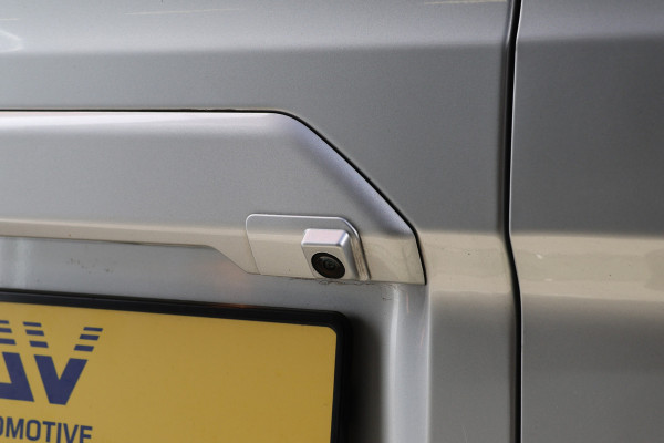 Ford Transit Custom 320 2.0 TDCI 170 PK L2H1 Limited DC | Dubbel Cabine | ACC | BLIS | Elek stoelen | Lederen bekleding | CarPlay | Camera | Navigat | Trekhaak | DAB | Stoelverwarming | Nieuwe APK | 5-Zitter