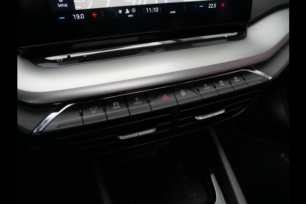 Škoda Octavia Combi 1.0 TSI BUSINESS | PANORAMA | DIGI DASH | LED | TREKHAAK | DEALER O-H!!