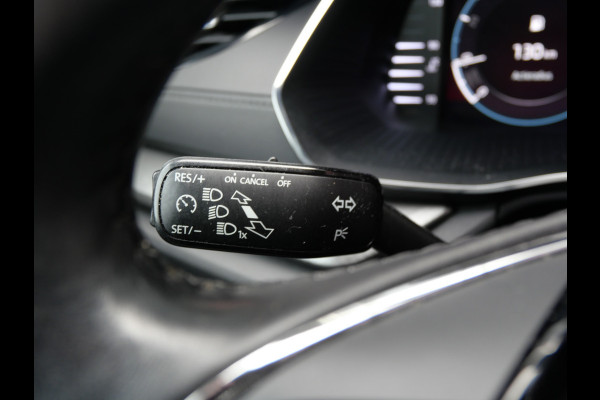 Škoda Octavia Combi 1.0 TSI BUSINESS | PANORAMA | DIGI DASH | LED | TREKHAAK | DEALER O-H!!