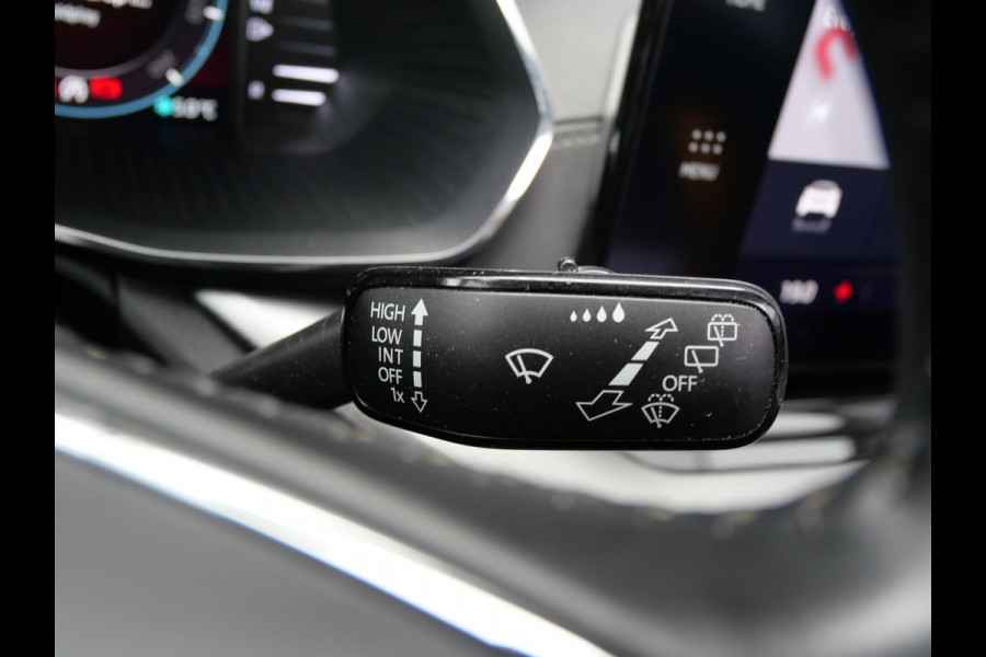 Škoda Octavia Combi 1.0 TSI BUSINESS | PANORAMA | DIGI DASH | LED | TREKHAAK | DEALER O-H!!