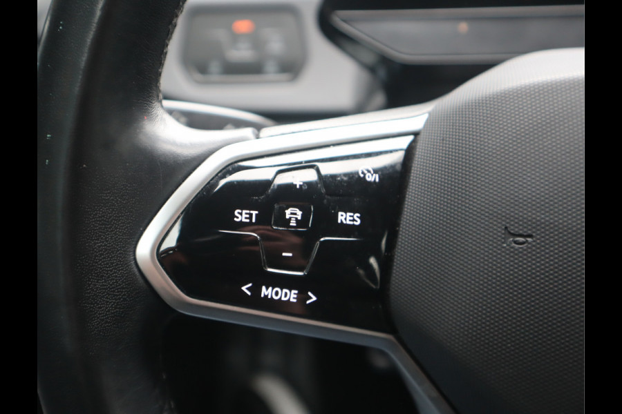 Volkswagen ID.3 Pro 58 kWh Stoel/Stuurverw / Navi / Climate / Apple carplay Btw auto