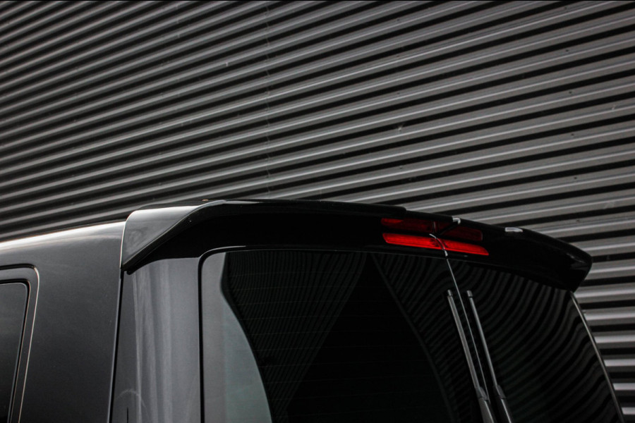 Volkswagen Transporter 2.0 TDI L2H1 BULLI DUBBEL CABINE 150PK 2023 JB- EDITON / ACTIVE DISPLAY / VERLAGINGSVEREN / APPLE CARPLAY