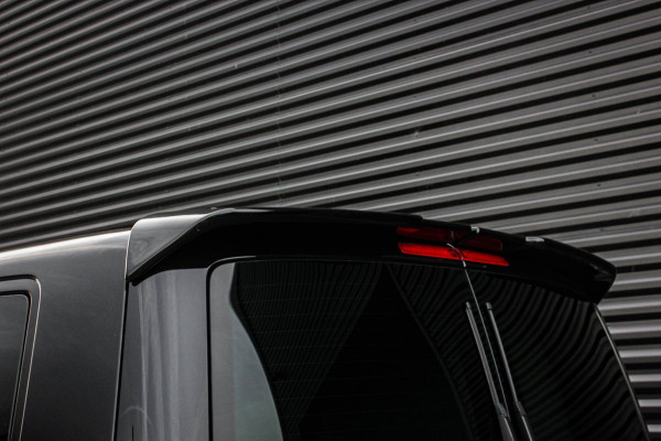 Volkswagen Transporter 2.0 TDI L2H1 BULLI DUBBEL CABINE 150PK 2023 JB- EDITON / ACTIVE DISPLAY / VERLAGINGSVEREN / APPLE CARPLAY