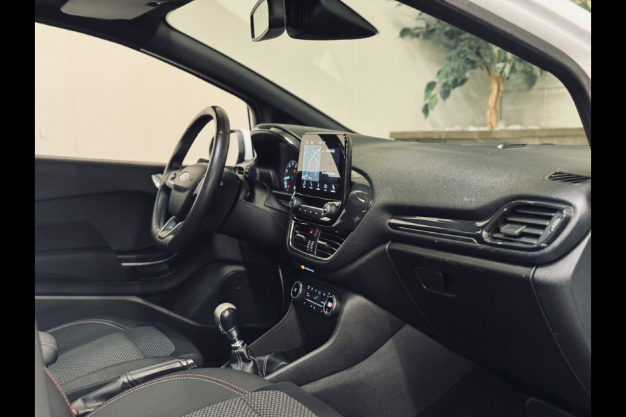 Ford Fiesta 1.0 EcoBoost ST-Line | Panorama | WinterPack | NAP