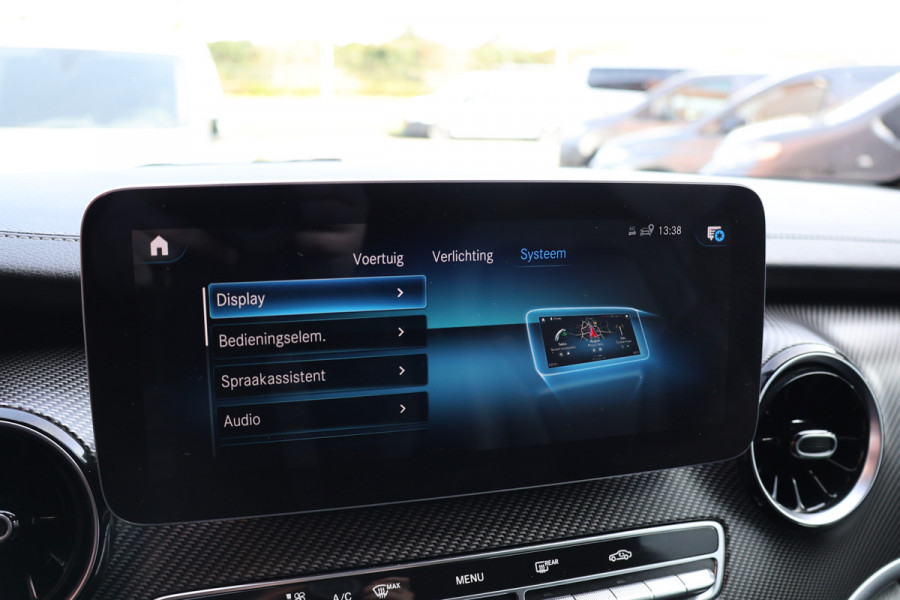 Mercedes-Benz V-Klasse 300d DC | 4-MATIC | AMG | 360 Camera | Stoelventilatie | CarPlay | Navigatie | Lederen bekleding | Elek schuifdeuren | LED Koplampen | Elek achterklep | DAB | Nieuwe APK | BPM Vrij | Facelift | 4x4