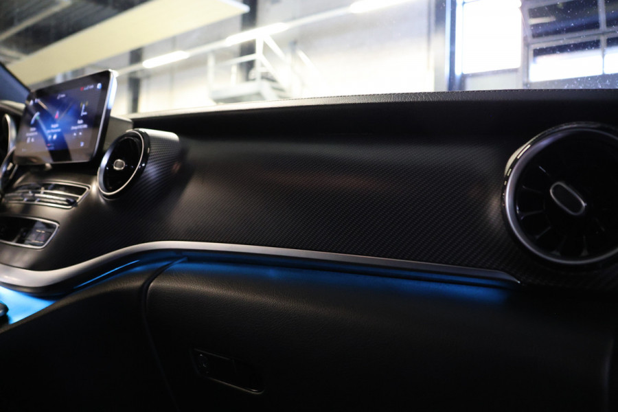 Mercedes-Benz V-Klasse 300d DC | 4-MATIC | AMG | 360 Camera | Stoelventilatie | CarPlay | Navigatie | Lederen bekleding | Elek schuifdeuren | LED Koplampen | Elek achterklep | DAB | Nieuwe APK | BPM Vrij | Facelift | 4x4