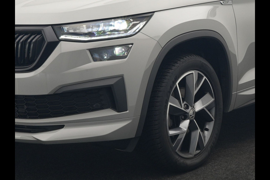 Škoda Kodiaq 1.5 TSI Sportline Business 150pk DSG | Trekhaak Af Fabriek | Adaptive Cruise | Camera | Alcantara Sportstoelen Memory & Verwarmd | Keyless | Sfeerverlichting | Apple Carplay | Virtual | Navigatie | DAB |