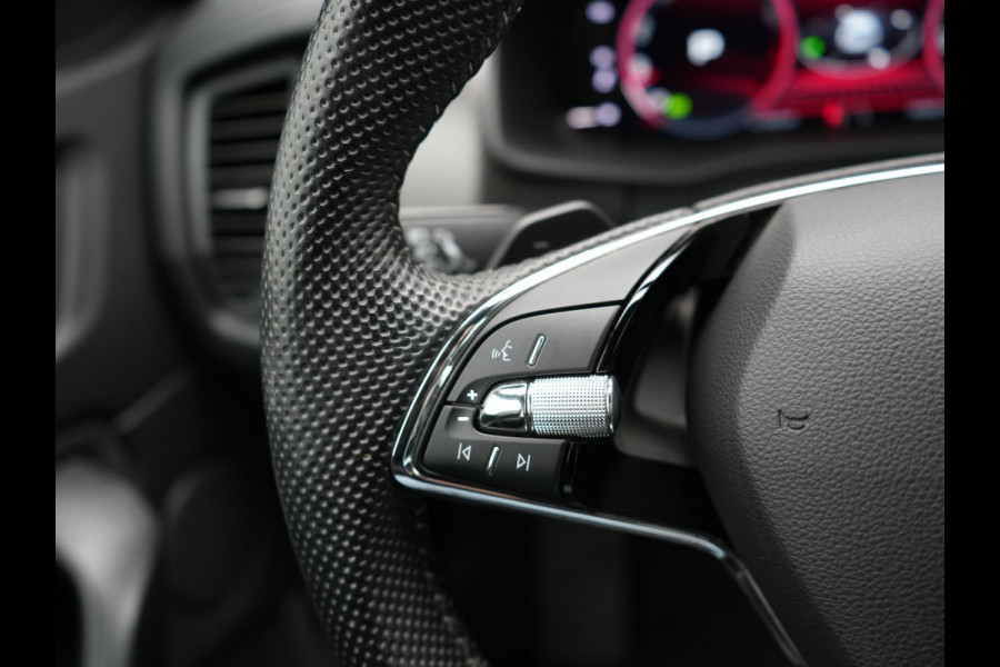 Škoda Kodiaq 1.5 TSI Sportline Business 150pk DSG | Trekhaak Af Fabriek | Adaptive Cruise | Camera | Alcantara Sportstoelen Memory & Verwarmd | Keyless | Sfeerverlichting | Apple Carplay | Virtual | Navigatie | DAB |