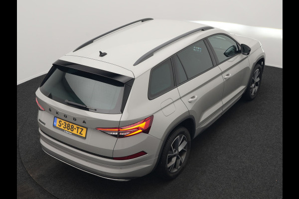 Škoda Kodiaq 1.5 TSI Sportline Business 150pk DSG | Trekhaak Af Fabriek | Adaptive Cruise | Camera | Alcantara Sportstoelen Memory & Verwarmd | Keyless | Sfeerverlichting | Apple Carplay | Virtual | Navigatie | DAB |