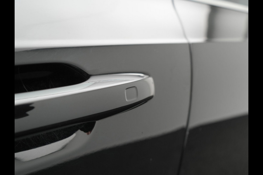 Volvo XC90 T8 Recharge AWD Inscription PHEV 456pk Dealer O.H | Panodak | Adaptive Cruise | Harmen / Kardon | Lederen Sportstoelen Memory & Verwarmd | Camera | Pilot Assist | Keyless | Apple Carplay | Navigatie | Virtual | DAB | Plug In Hybrid |