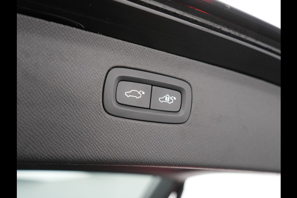 Volvo XC90 T8 Recharge AWD Inscription PHEV 456pk Dealer O.H | Panodak | Adaptive Cruise | Harmen / Kardon | Lederen Sportstoelen Memory & Verwarmd | Camera | Pilot Assist | Keyless | Apple Carplay | Navigatie | Virtual | DAB | Plug In Hybrid |
