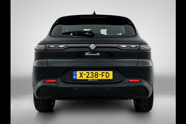 Alfa Romeo Tonale 1.5T 131PK Automaat Sprint / Pdc.V+A / Stoel+Stuur verwarming / Navigatie / Lmv / Adaptive Cruise / Carplay / Apk 10-2027