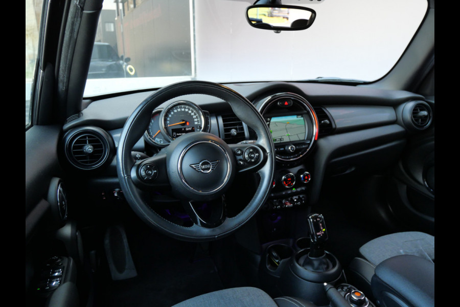 MINI Cooper 1.5 CHILI | 5-DRS | AUTOMAAT | CARPLAY | FULL-LED | KEYLESS | 12-2019 | FACELIFT!!